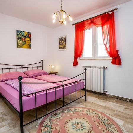 Apartment Carolina Ližnjan Exteriér fotografie