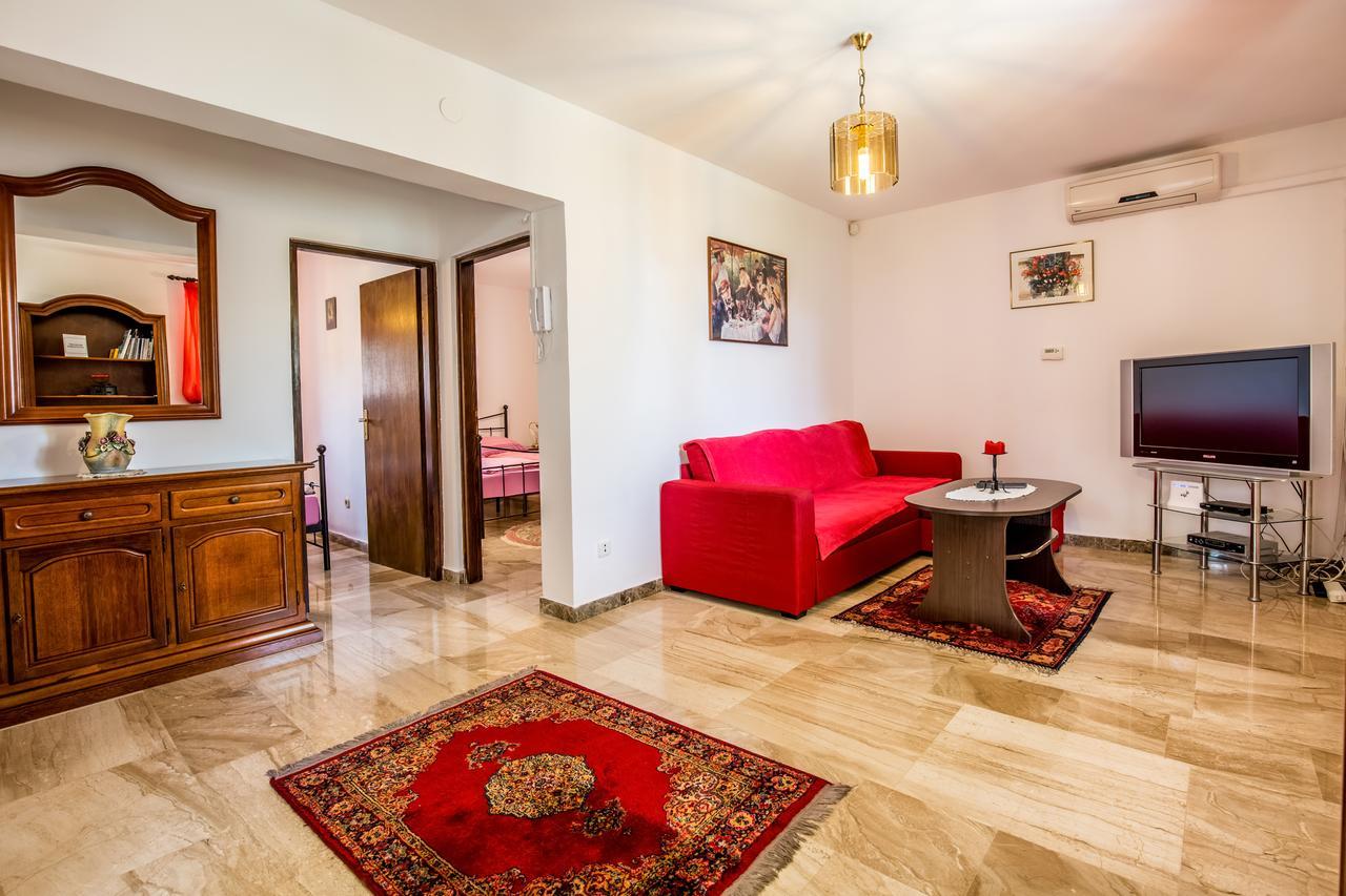 Apartment Carolina Ližnjan Exteriér fotografie