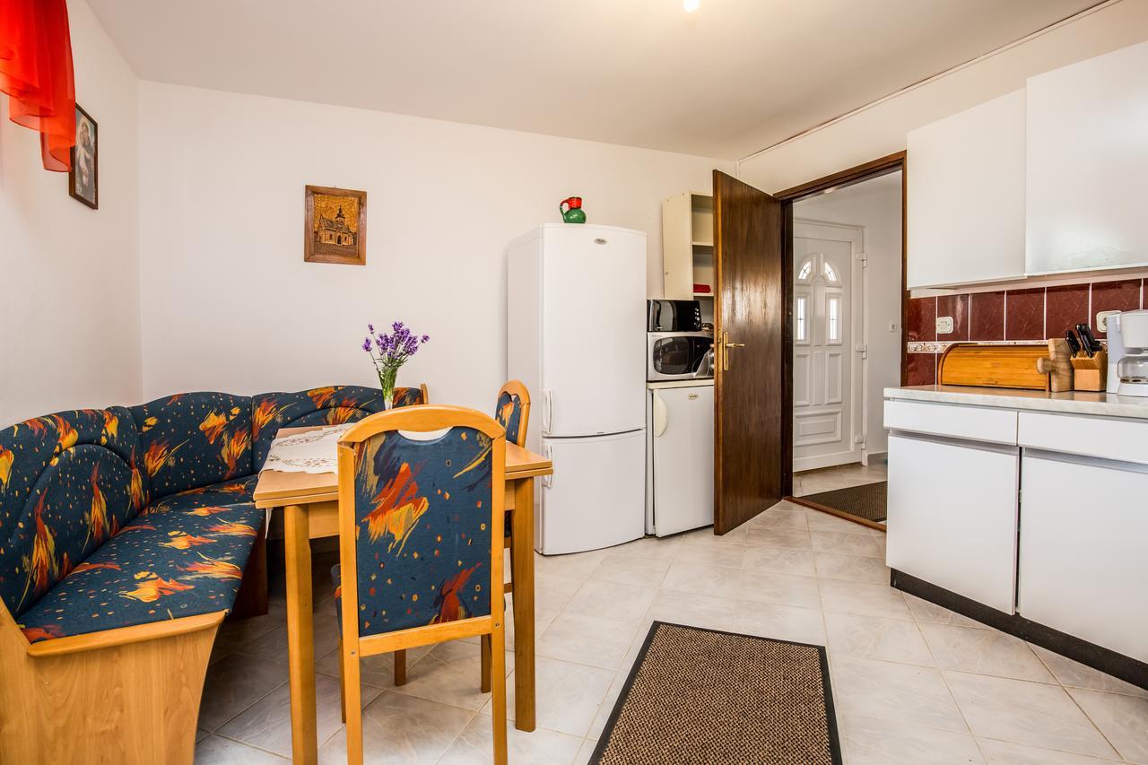 Apartment Carolina Ližnjan Exteriér fotografie